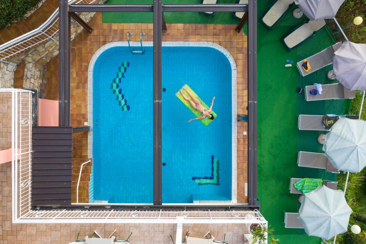 Hotel Eden Бренцоне сул Гарда Екстериор снимка